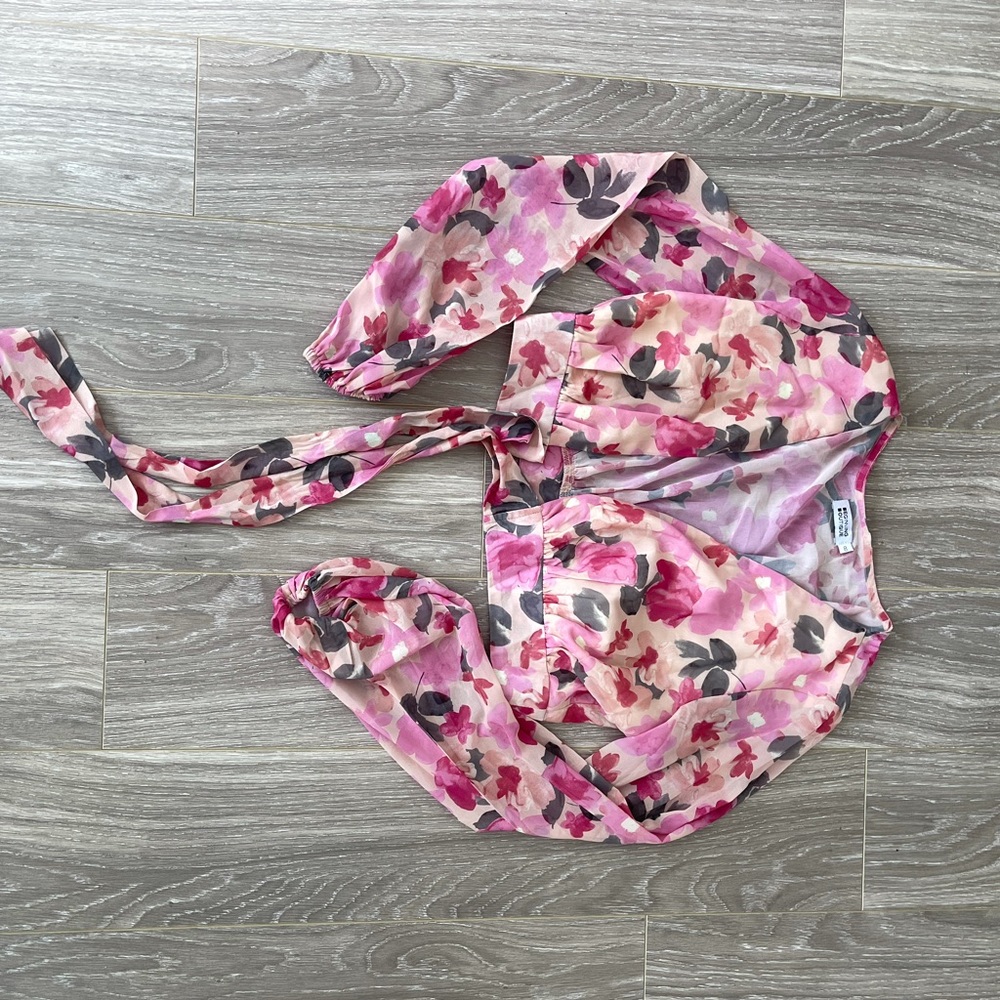 Floral top